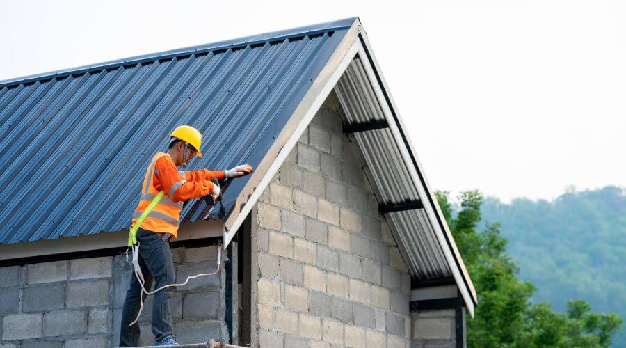 Expert Emergency Roof Repairs services in Luxor, PA